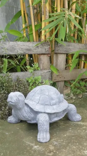 Product image of the product “Shelby - Small Turtle, 48.5 cm L | cast stone ”