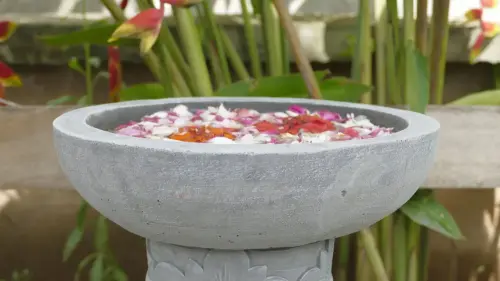 Product image of the product “Surabaya - Bowl, plain, Ø 30 cm | cast stone ”