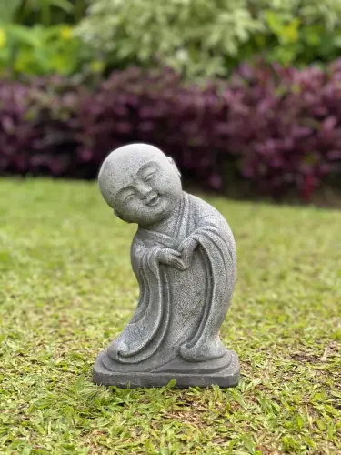 Product image of the product “Ming - Monk, standing, bent sideways 24 cm H | cast stone ”