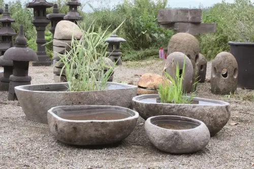 Product image of the product “Water basin made of river stone. Model 10, approx. 80 x 60 x 40cm height. ”