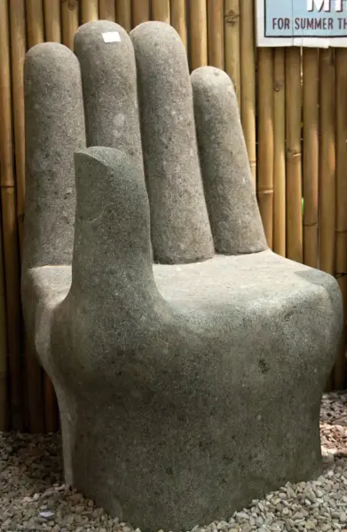 Product image 1 of the product “Abstract hand, also object to sitting (left) 100 cm height ”