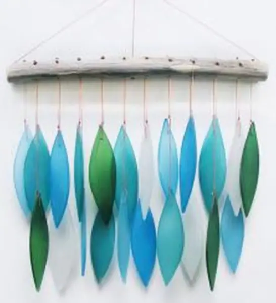 Product image 1 of the product “Glass Wind chime „Leaves“, marine colors, Driftwood & recycled Glass, 27x2x44 cm ”