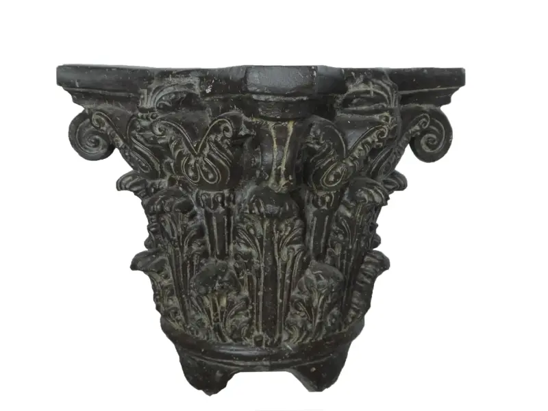 Product image 1 of the product “Corinthian column head as plant pot, approx. 45 cm high ”