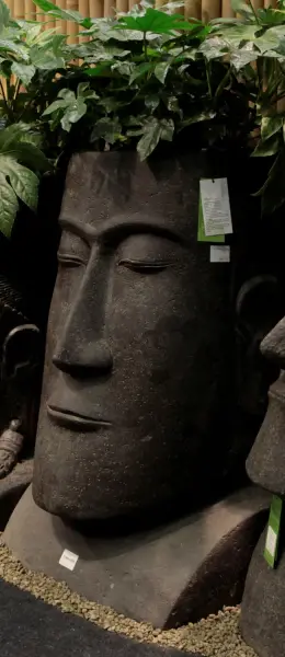 Product image 1 of the product “Abstract head as planter. 100 cm height, cast stone, hollow, handcrafted & coloured ”