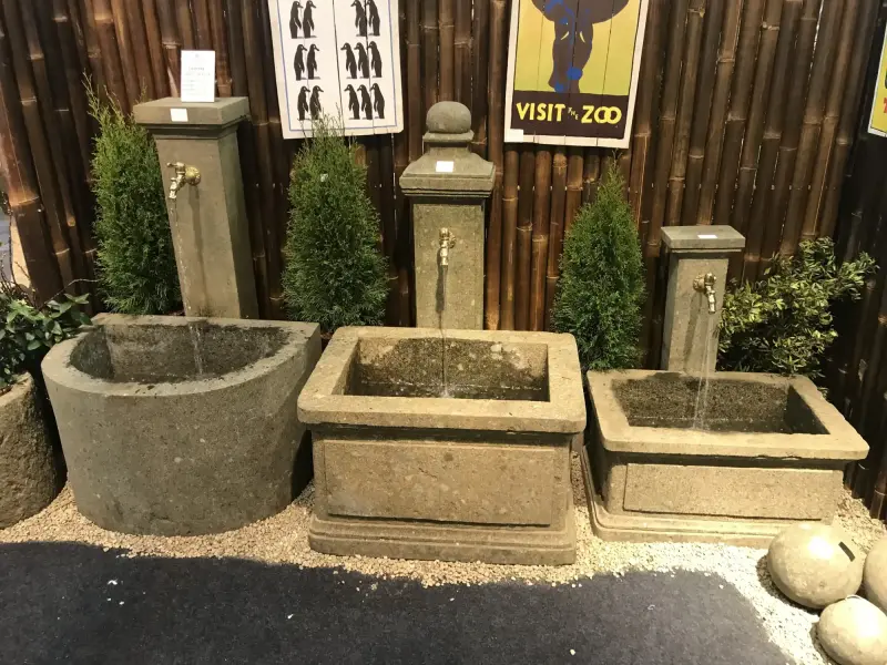 Product image 2 of the product “Wall fountain model „Genoa“, 120 cm height, natural stone (Basanite), stonemasonry, without pump, pipes, faucet, drilling ”