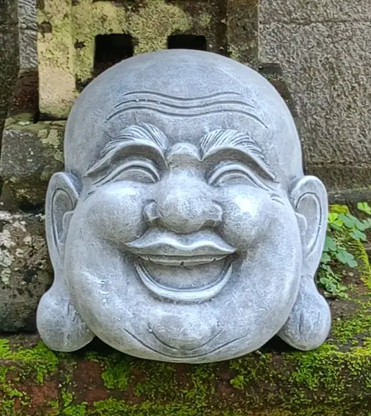 Product image of the product “Mian - Big Buddha mask, 21cm H | cast stone ”