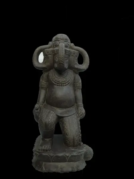 Product image of the product “Kneeling Ganesha with 3 heads ”