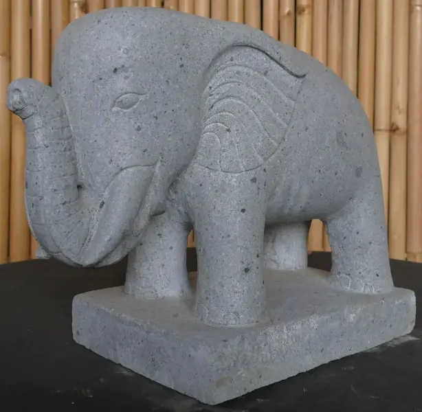 Product image 2 of the product “Standing elephant made of Riverstone about 45cm length ”