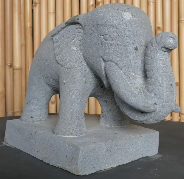Product image 2 of the product “Standing elephant made of Riverstone about 45cm length ”