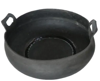 Product image 2 of the product “Water bowl from recyled tire with handle. Vulcanized inside. Dia. 80cm Height 40 / 45cm. ”