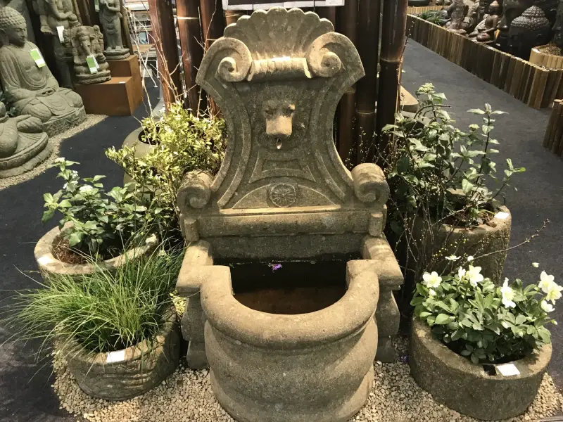 Product image 3 of the product “Wall fountain model „Venice“, 120 cm H, natural stone (Basanite), stonemasonry, without pump, pipes, drilling ”