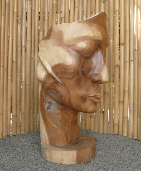 Product image 4 of the product “Mask female by original made of suar wood, 120cm height ”