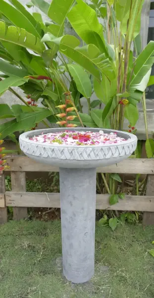 Product image 5 of the product “Semarang - Bowl with geometrical motif, Ø 50 cm | cast stone ”