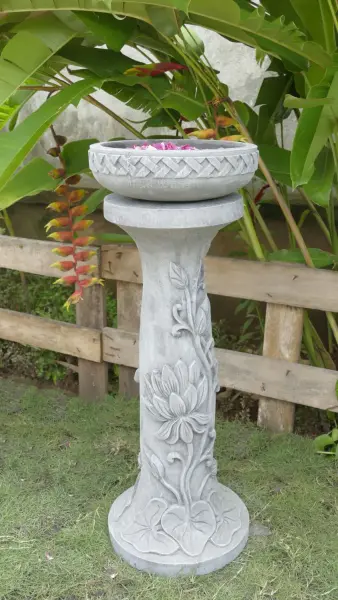 Product image 5 of the product “Rinjani - pedestal, tapered, with lotus motif, Ø 30cm, 71cm H | cast stone ”