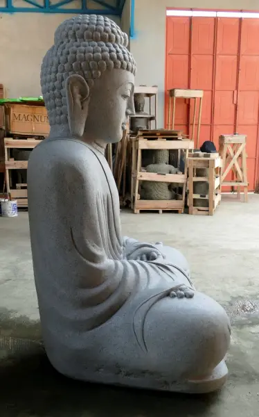 Product image 5 of the product “Seated Japanese Buddha made of Riverstone in Dhyana position - gesture of meditation, H. 121cm ”