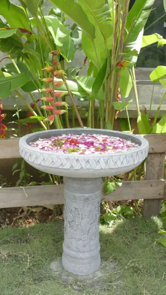 Product image 6 of the product “Semarang - Bowl with geometrical motif, Ø 50 cm | cast stone ”