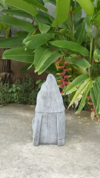 Product image 6 of the product “Klaus - Sitting Wizard, 41cm H | cast stone ”